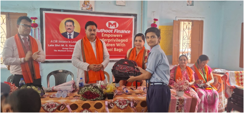donation-of-100-school-bags-in-howrah-1