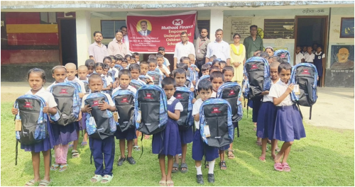 donation-of-100-school-bags-in-siliguri-1