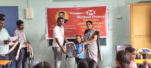 donation-of-54-school-bags-mumbai-1