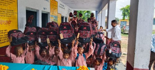 school-bag-distribution-aterna-meerut-2