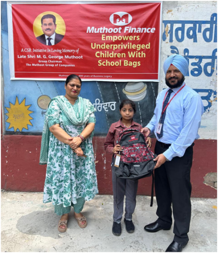 school-bag-distribution-jalandhar-2