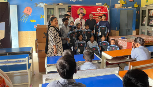 school-bag-distribution-karnal