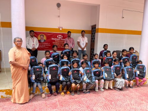 school-bag-distribution-najafgarh-delhi